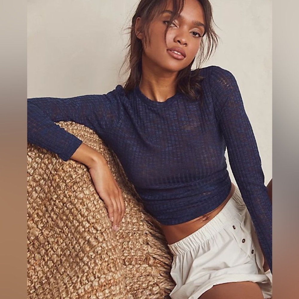 New Free People Intimately aura layering top small